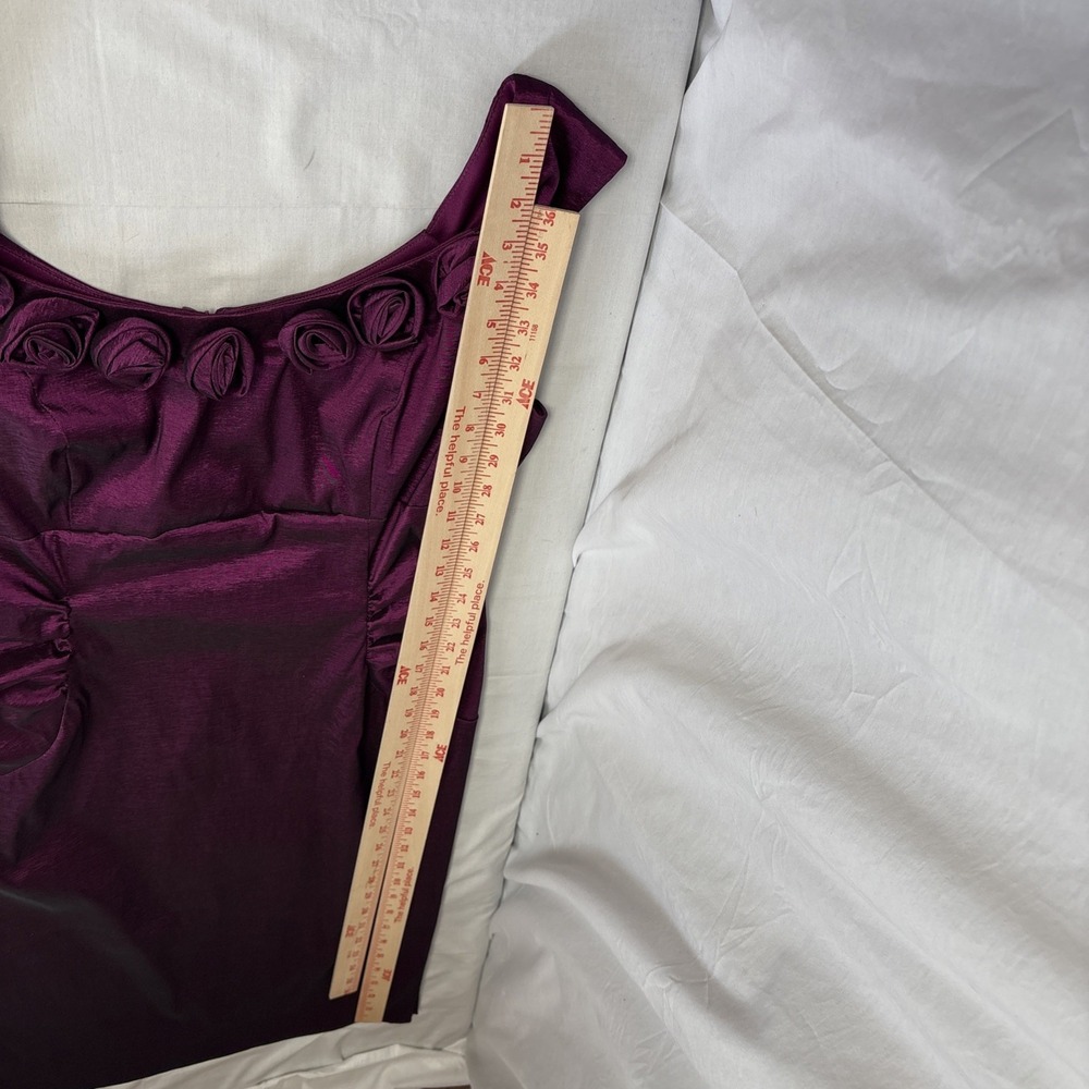 London Times Sleeveless Bodycon Dress Women Sz 14 Magenta Satin Rose Ruffle Neck - Picture 15 of 16